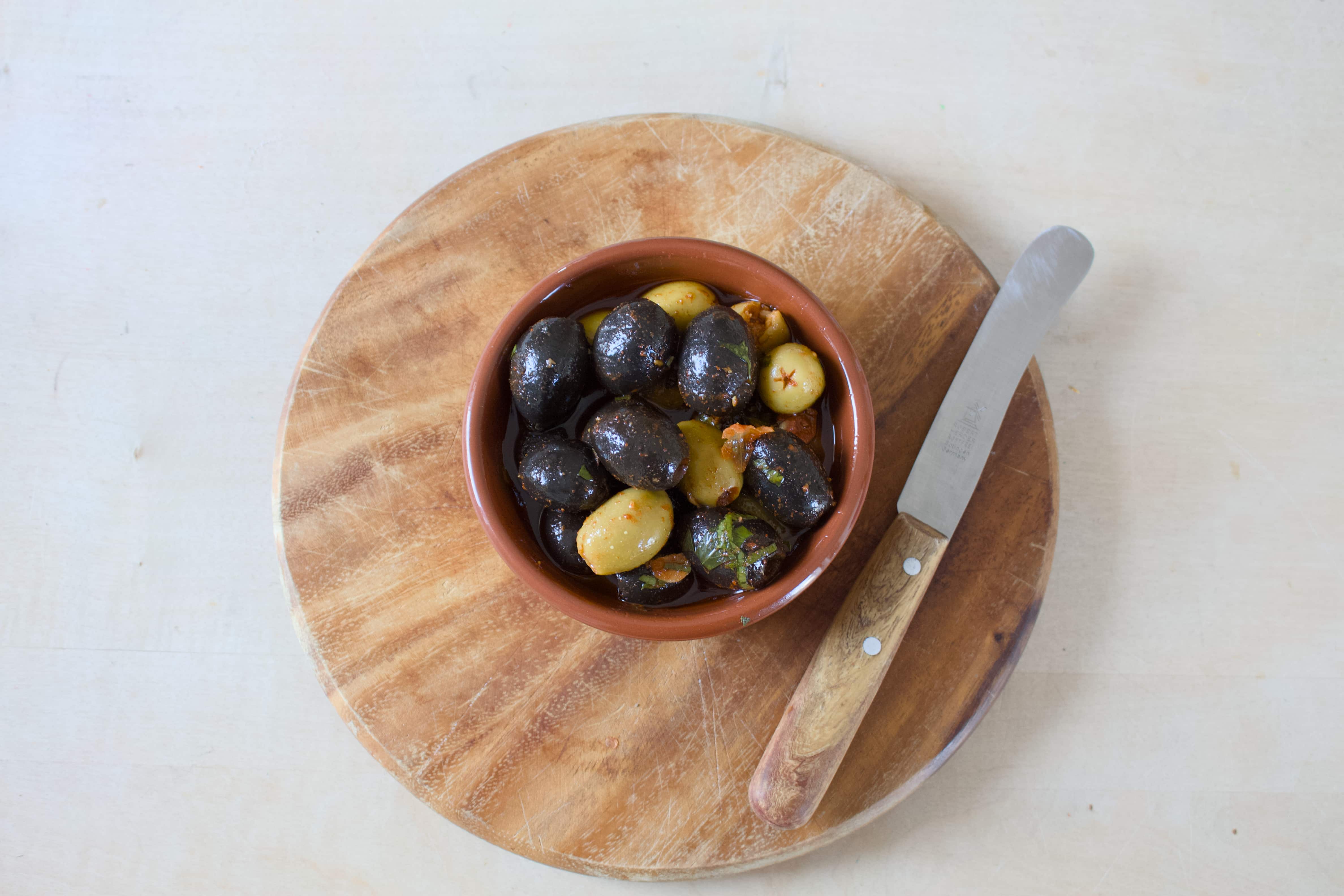 OLIVEN - Spanische Art OLIVEN - Spanische Art